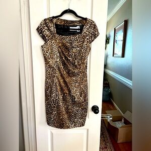 FAVORI . Size European 30. Gorgeous after five dress. Totally lined.‎